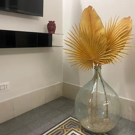 Zahir Apartment