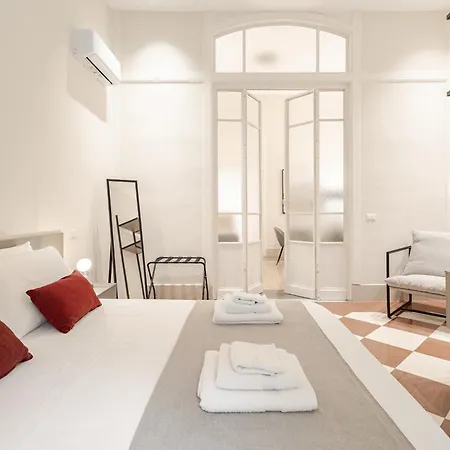 Zahir Apartment *